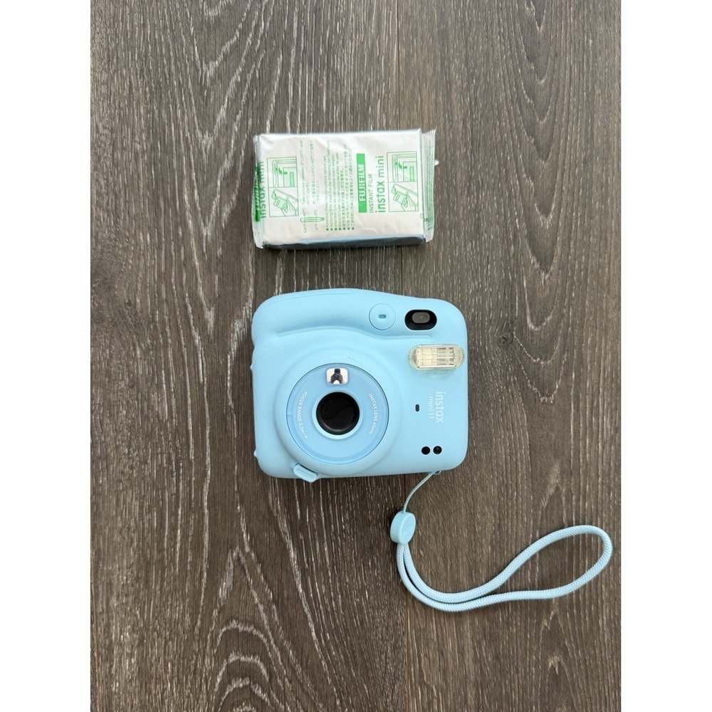 Fujifilm Instax Mini 11 Instant Camera Sky Blue Working Film Included